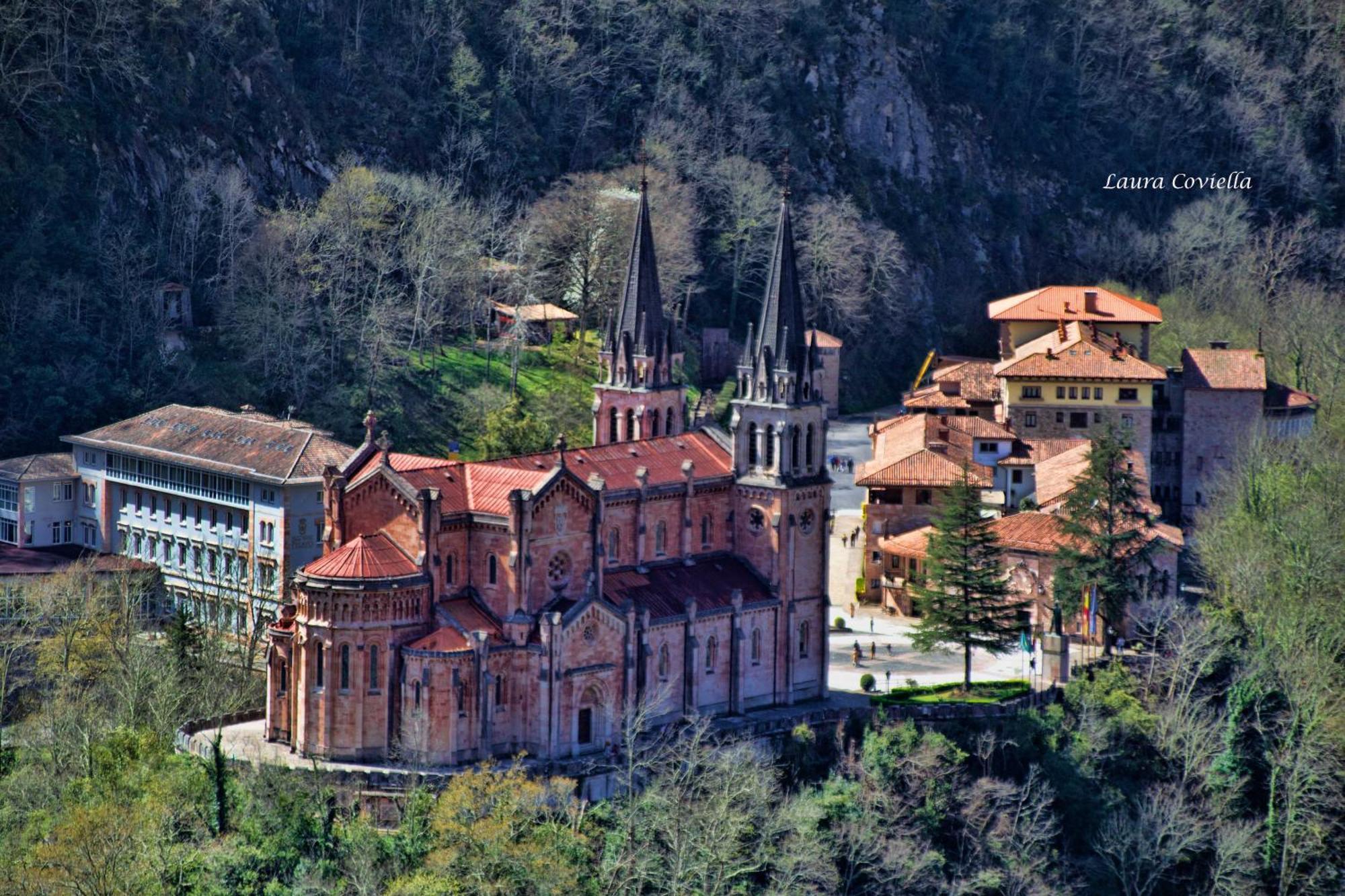 Los Campos Vivienda Vacacional Cangas de Onis Room photo